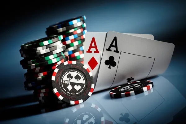 Mobile phone showing g9king app with deposit methods including DANA, OVO, GoPay, and QRIS