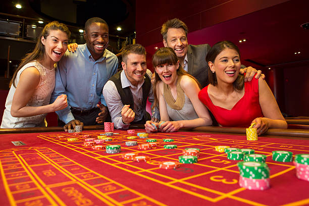 g9king live-dealer blackjack table alongside PUBG Mobile tournament stream