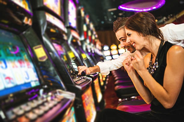 Wild West Gold slot game interface showing reel layout and paytable on g9king